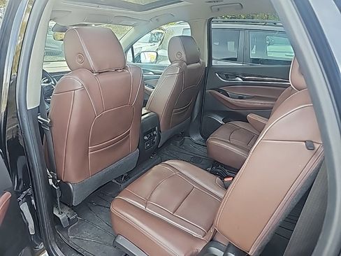 Used 2018 Buick Enclave Avenir w/ Avenir Technology Package image 6