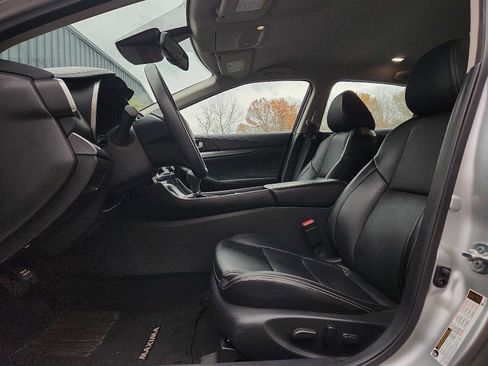 Used 2023 Nissan Maxima SV w/ Floor Mat Group image 13
