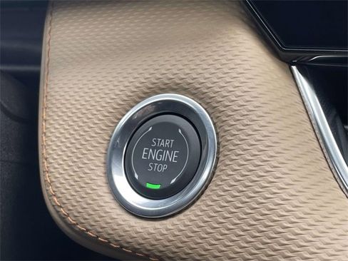 New 2026 Chevrolet Equinox ACTIV w/ Convenience Package III image 17