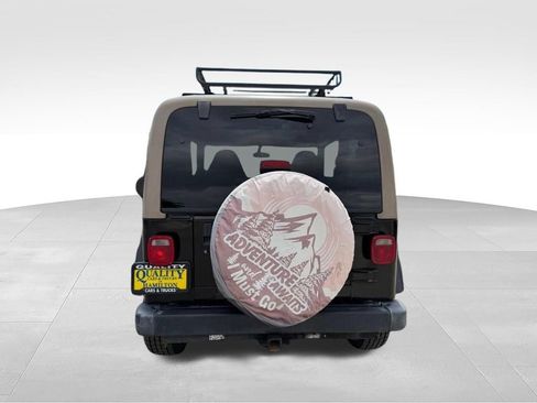 Used 2000 Jeep Wrangler Sahara AWD/4WD image 4