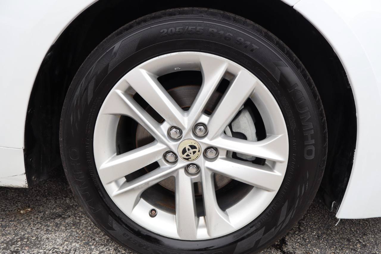 Used 2021 Toyota Corolla SE FWD image 28
