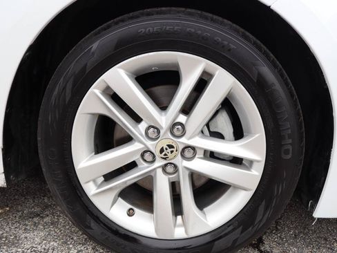 Used 2021 Toyota Corolla SE FWD image 28