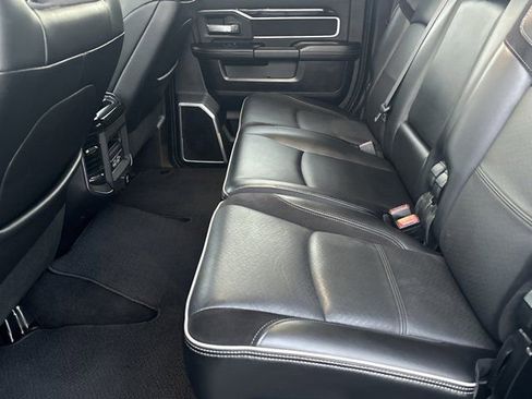 Used 2020 RAM 3500 Laramie w/ Night Edition image 21