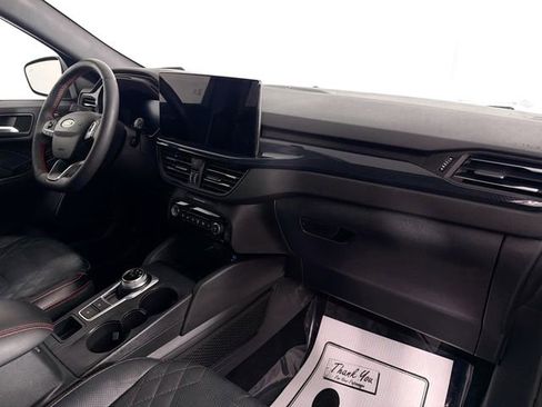 Used 2023 Ford Escape ST-Line Elite w/ Premium Technology Package AWD/4WD image 32