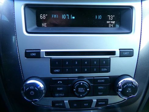 Used 2011 Ford Fusion SEL image 21