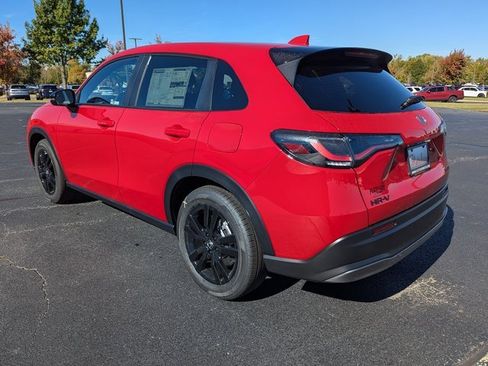 New 2026 Honda HR-V Sport image 9