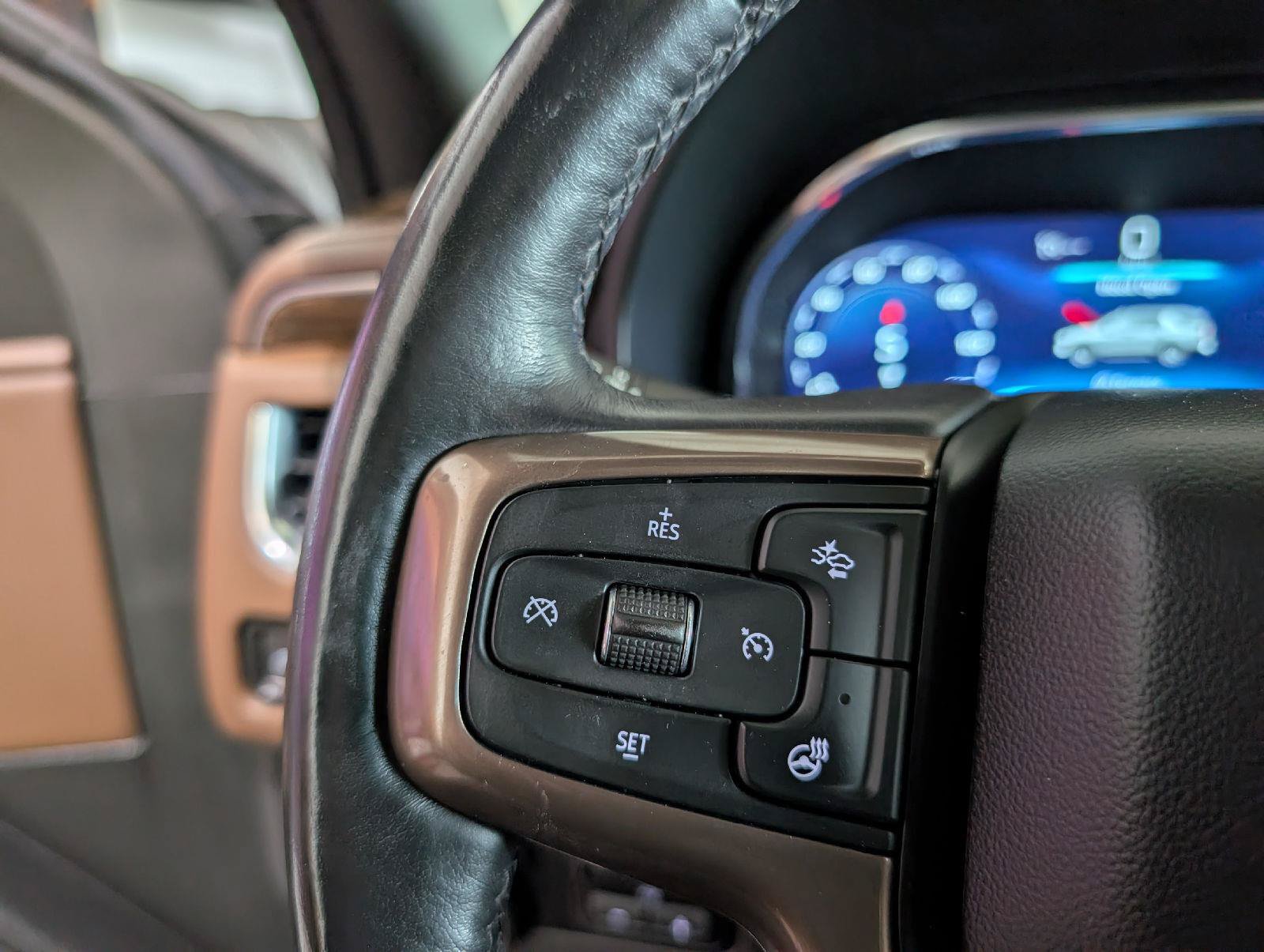 Used 2022 Chevrolet Tahoe High Country AWD/4WD image 26