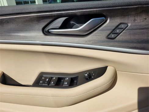 New 2025 Jeep Grand Cherokee Limited image 24