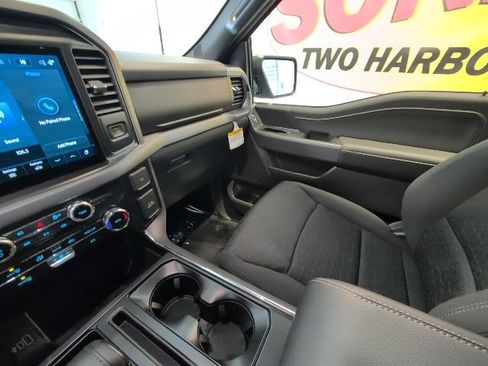 New 2026 Ford F150 XLT w/ XLT Black Appearance Package AWD/4WD image 23