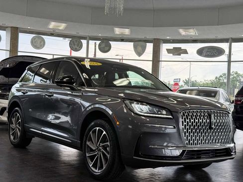 Used 2024 Lincoln Corsair Premiere w/ Equipment Group 101A image 2