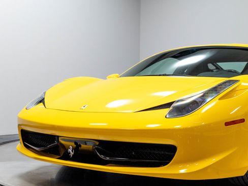 Used 2010 Ferrari 458 Italia Coupe RWD image 73
