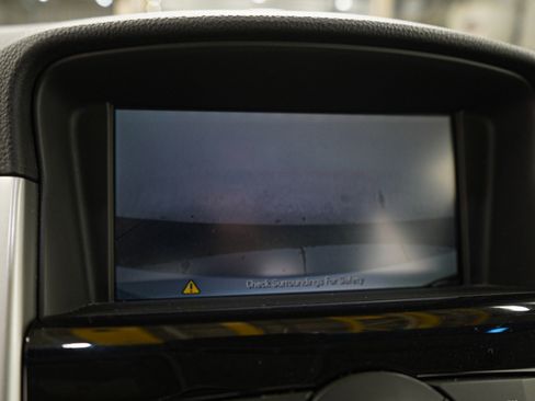 Used 2013 Chevrolet Cruze LT FWD image 27