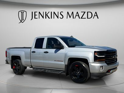 Used 2017 Chevrolet Silverado 1500 LT w/ Redline Edition