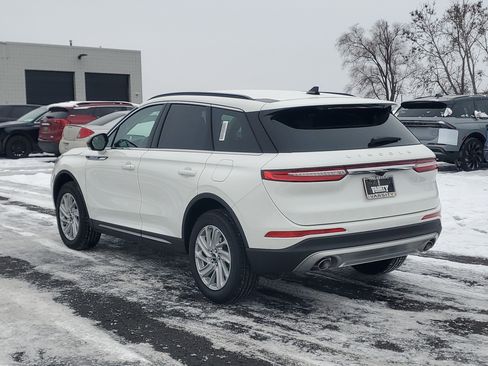 New 2026 Lincoln Corsair Premiere image 3
