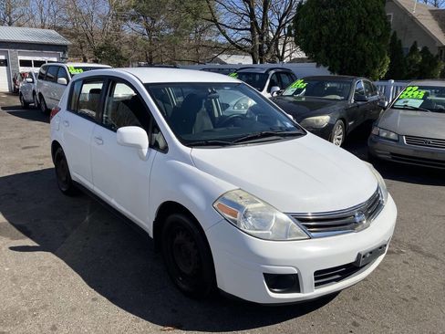 Used 2011 Nissan Versa 1.8 S w/ PWR Plus Pkg image 5