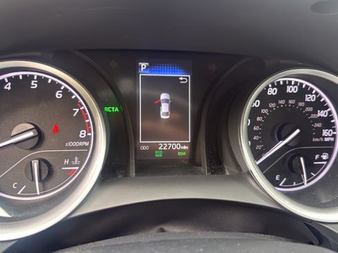 Used 2023 Toyota Camry LE w/ Convenience Package FWD image 16