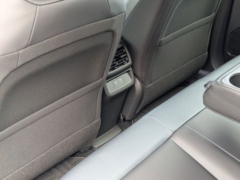 New 2026 Nissan Leaf SV+ w/ Floor Mat Package (SV+) FWD image 27