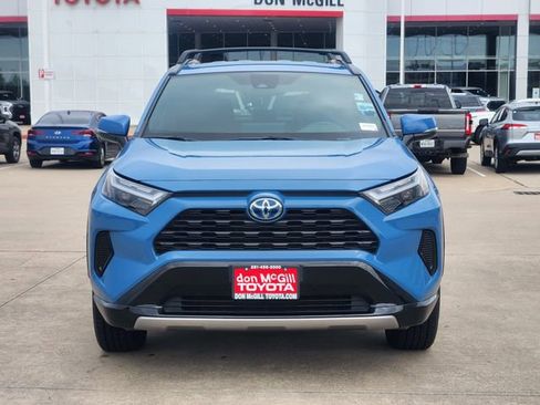 Certified 2024 Toyota RAV4 SE AWD/4WD image 2