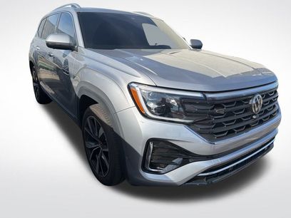 Used 2024 Volkswagen Atlas SEL Premium R-Line