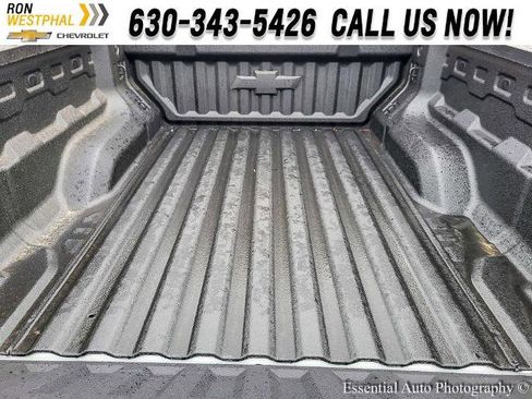 New 2025 Chevrolet Colorado LT image 16