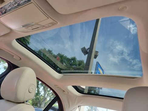 Used 2019 Mercedes-Benz C 300 4MATIC Sedan image 32