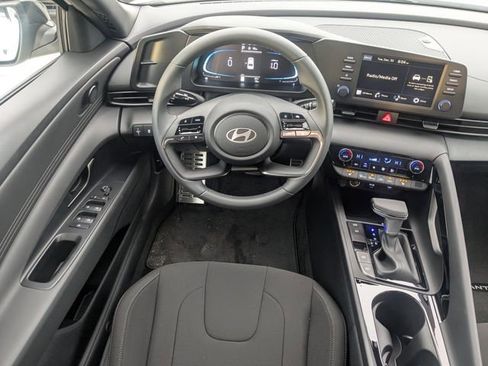 New 2026 Hyundai Elantra SEL Sport image 15