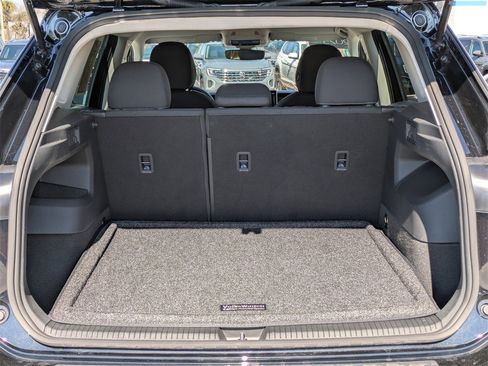 Certified 2025 Volkswagen Tiguan S image 13