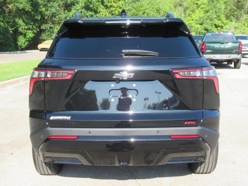 Used 2026 Chevrolet Equinox RS w/ Safety and Technology Package FWD image 6