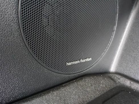 Used 2024 Hyundai Palisade Limited image 9