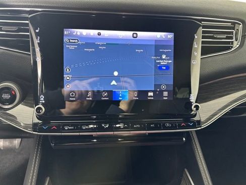 Used 2022 Jeep Wagoneer Series III w/ Flexible Seating Group image 43