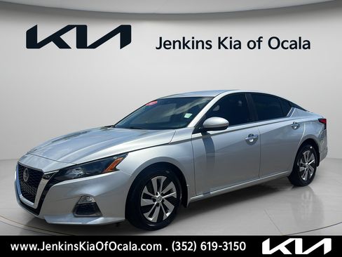 Used 2022 Nissan Altima 2.5 S w/ Driver Assist Package FWD image 7