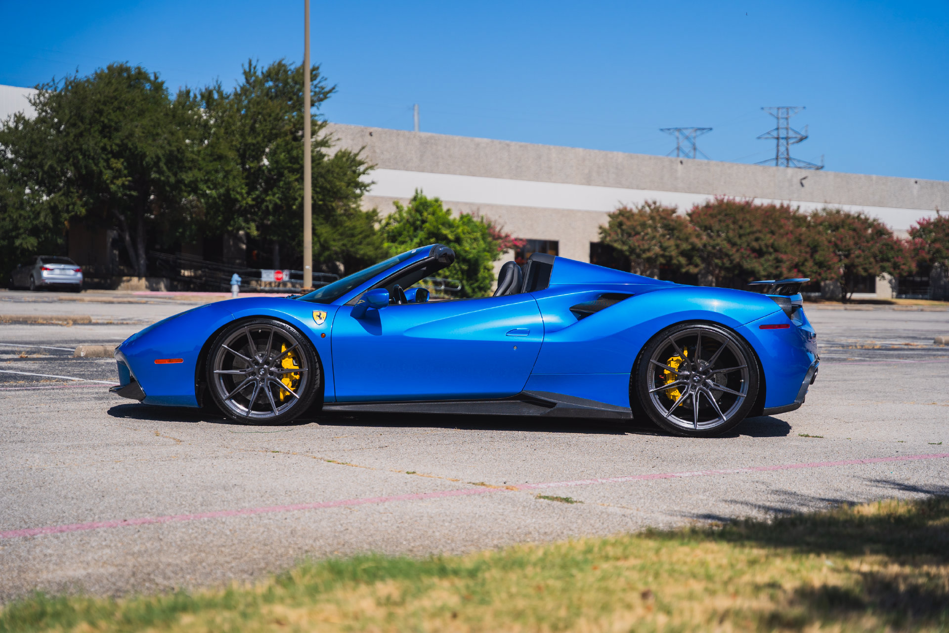 Used 2017 Ferrari 488 Spider RWD image 29