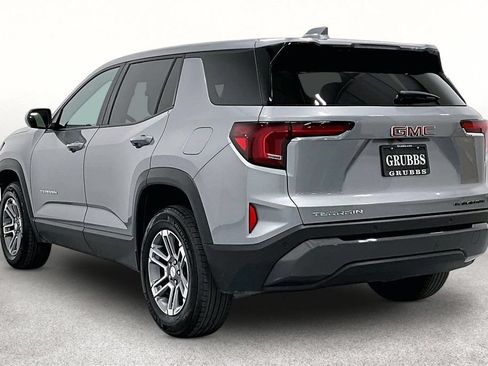Used 2025 GMC Terrain Elevation FWD image 15