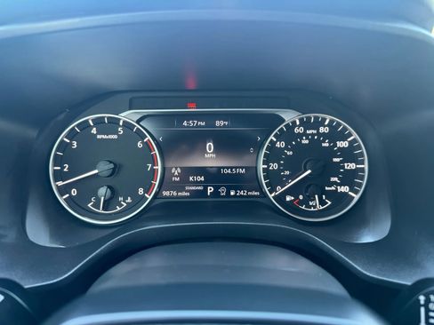 Used 2025 Nissan Rogue SV w/ SV Premium Package image 61