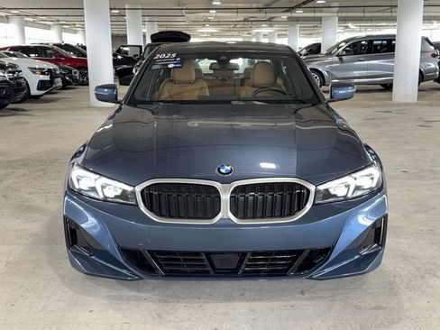 Used 2025 BMW 330i Sedan w/ Convenience Package RWD image 3