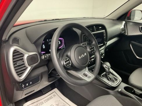 Used 2024 Kia Soul LX w/ Option Group 015 image 13