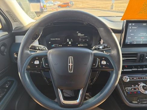 Used 2021 Lincoln Corsair Reserve image 15