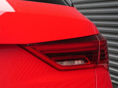 Used 2023 Audi Q3 2.0T Premium Plus w/ Premium Plus Package image 8