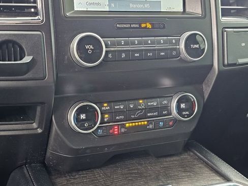 Certified 2021 Ford Expedition Limited image 21