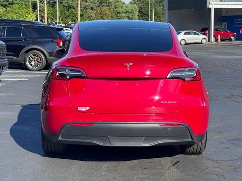 Used 2022 Tesla Model Y Long Range AWD/4WD image 16