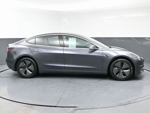 Used 2018 Tesla Model 3 Long Range image 7