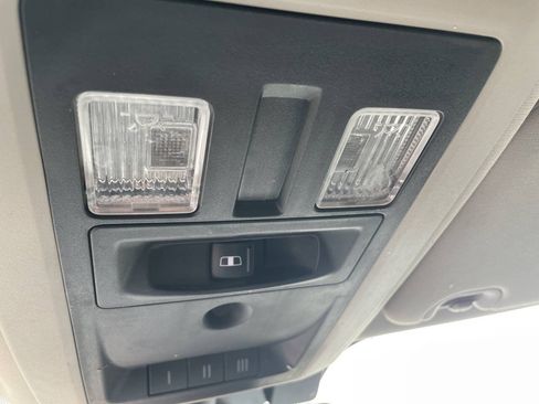 Used 2016 RAM 1500 Laramie w/ Convenience Group AWD/4WD image 22