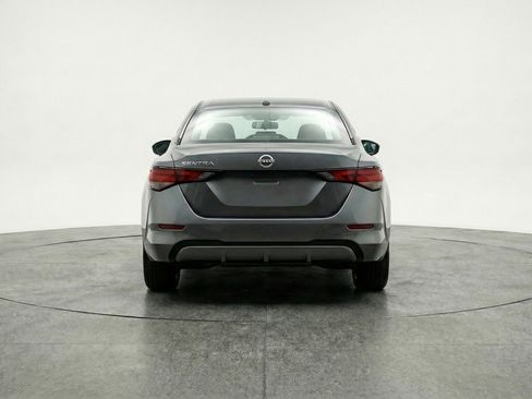 Used 2025 Nissan Sentra SV image 6