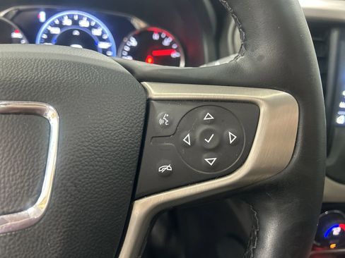 Used 2023 GMC Acadia Denali w/ Denali Ultimate Package AWD/4WD image 20