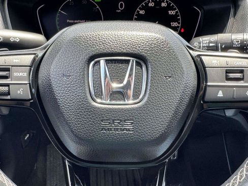 Used 2025 Honda Civic Sport image 29