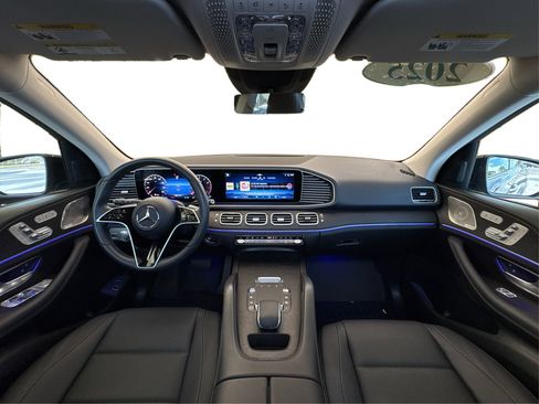 Used 2025 Mercedes-Benz GLE 350 4MATIC image 23