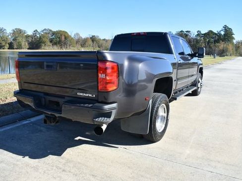 Used 2016 GMC Sierra 3500 Denali w/ Duramax Plus Package image 4