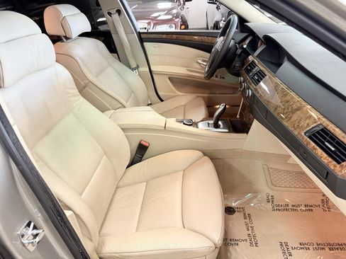 Used 2008 BMW 528i Sedan w/ Premium Pkg RWD image 17