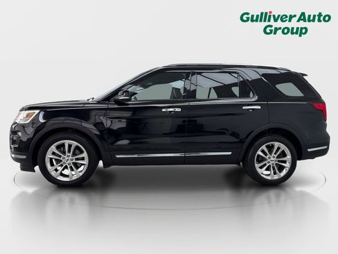 Used 2018 Ford Explorer Limited w/ Ford Safe & Smart Package FWD image 3