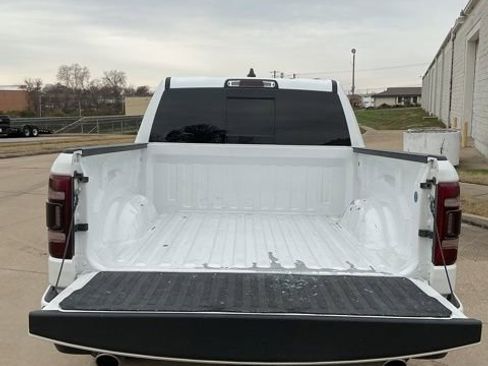 Used 2023 RAM 1500 Limited w/ Body Color Bumper Group image 4